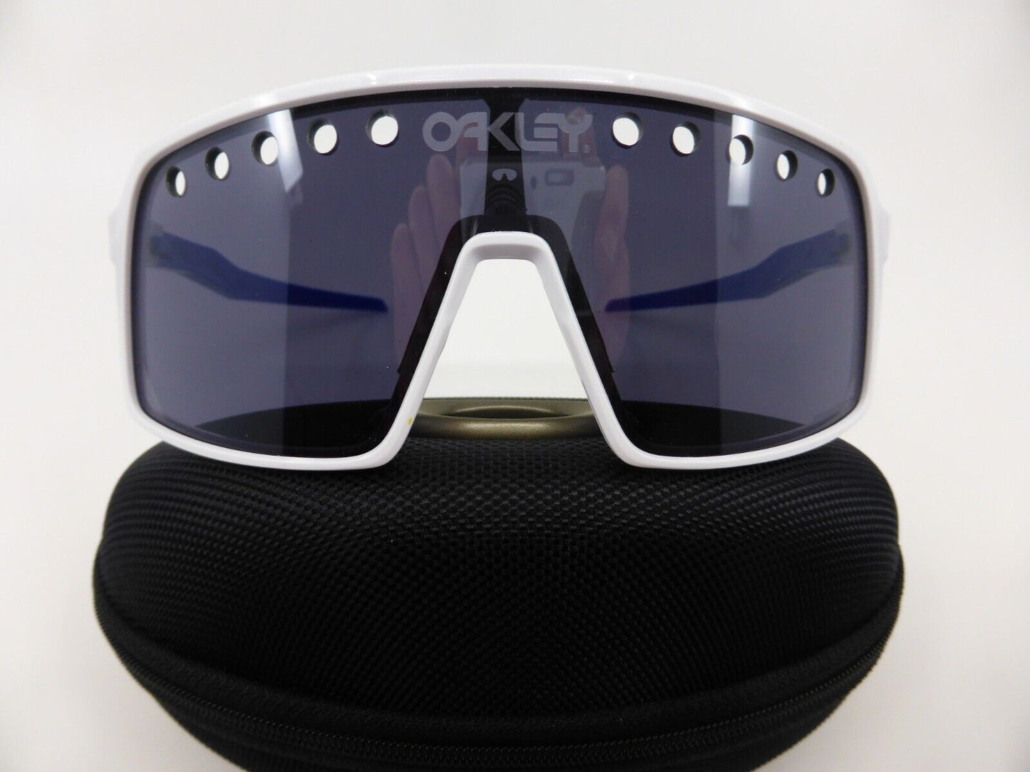 Oakley Sutro