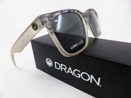 Dragon  Baile