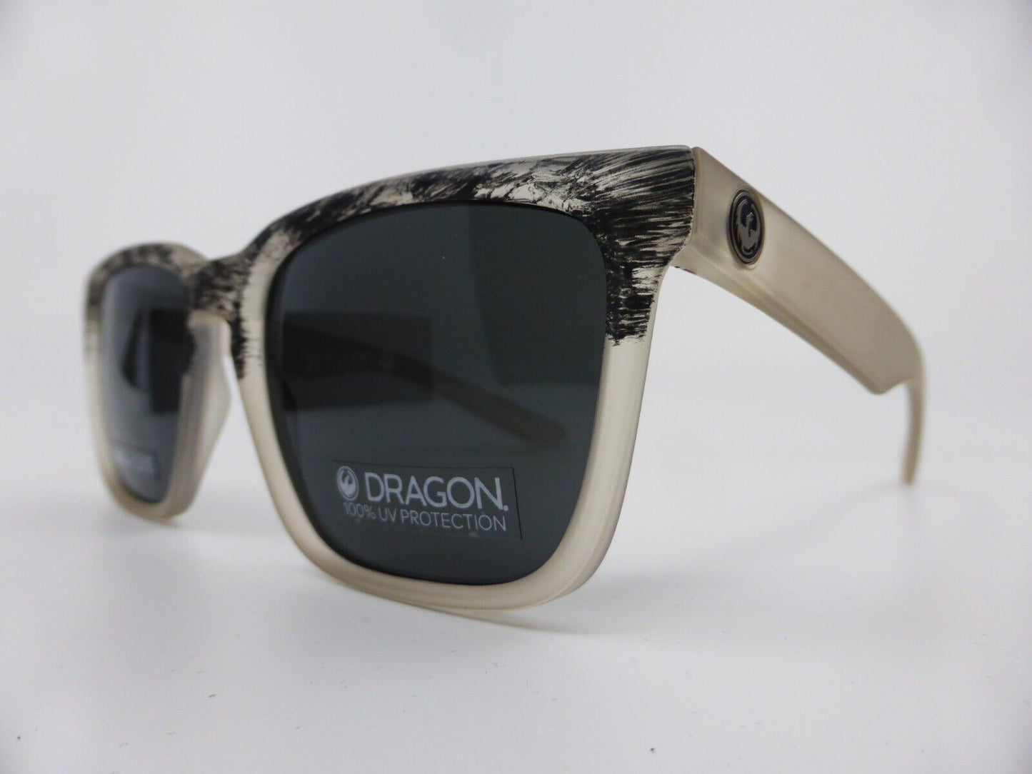 Dragon  Baile