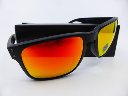 Oakley Holbrook