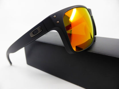 Oakley Holbrook
