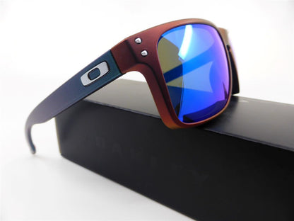 Oakley Holbrook